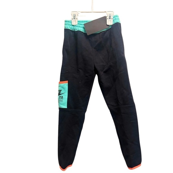 Nike Little Boys Sportswear Illuminate
Graphic Pants - Black Sportswear jogger - Picture 9 of 10